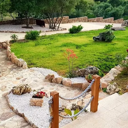 Tenuta Petra Manna 4* Палау