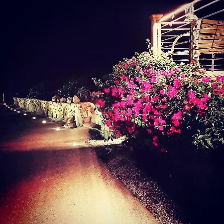 Bed and breakfast Tenuta Petra Manna 4*