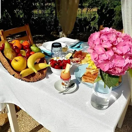Tenuta Petra Manna Bed & Breakfast